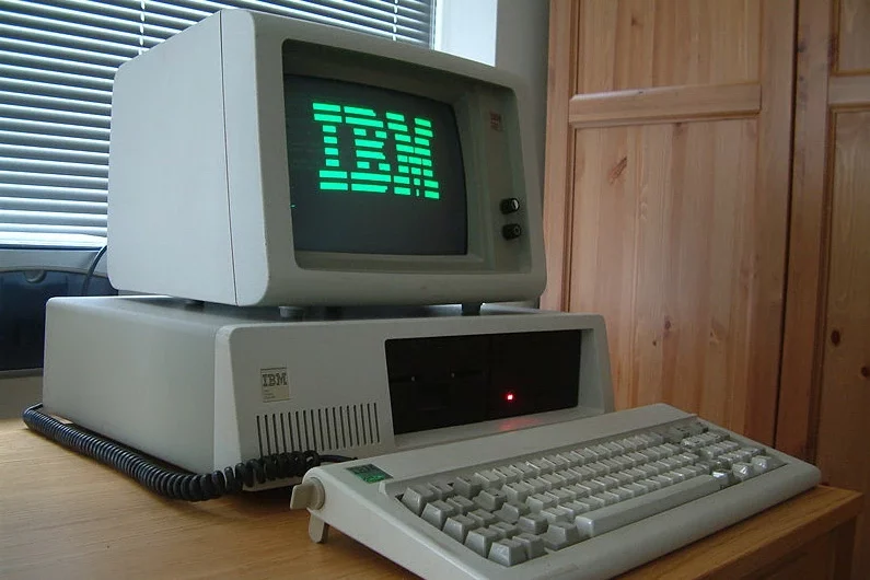 Камп’ютар IBM PC/XT 1983 года — «залатой эры» IBM. Фота Ruben de Rijcke