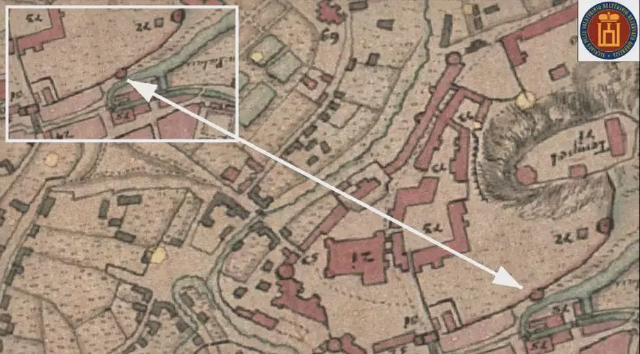 План горада 1737 сведчыць, што знойдзены аб'ект можа быць вежай, часткай ўмацаванняў.