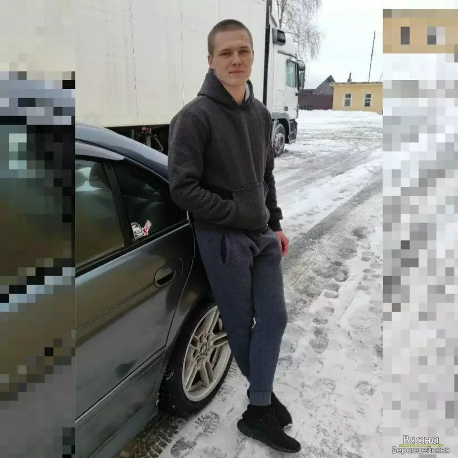 Среди задержанных — политзаключенный Юрий Костюк из Бреста, который освободился только 6 января
