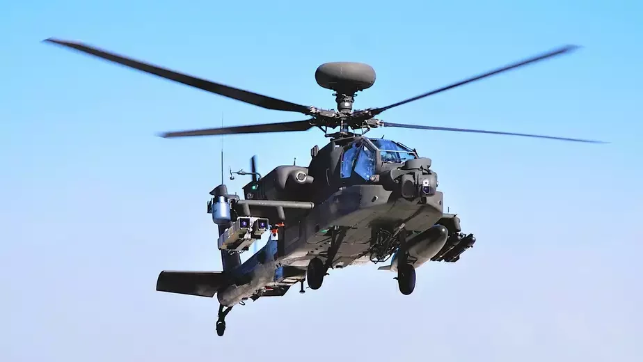 Боевой вертолет AH-64E Apache. Фото: Spike NLOS / © thedrive