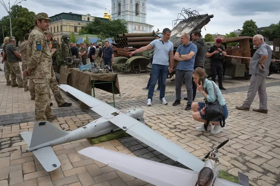 Russian drones Расійскія дроны Российские дроны